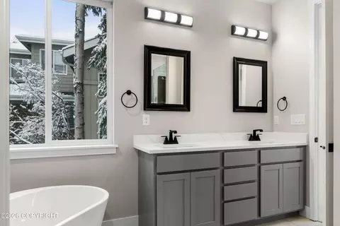Bath - 8811 Turlock Dr, Eagle River, AK 99577 photo 3 of 9