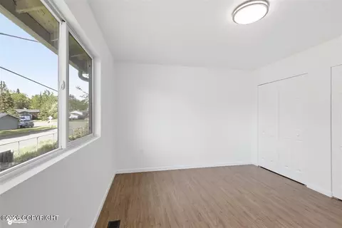 Bedroom - 3850 E 84th Ave, Anchorage, AK 99507 photo 8 of 9