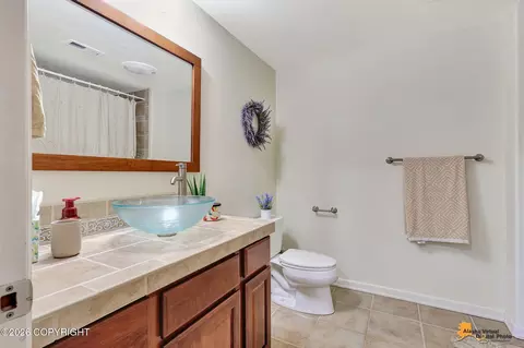 Bath - 8811 Acadia Dr, Eagle River, AK 99577 photo 2 of 8
