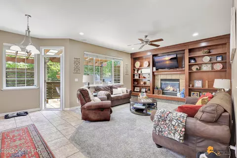 Living - 8811 Acadia Dr, Eagle River, AK 99577 photo 4 of 7
