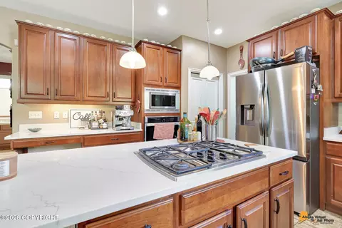 Kitchen - 8811 Acadia Dr, Eagle River, AK 99577 photo 5 of 7