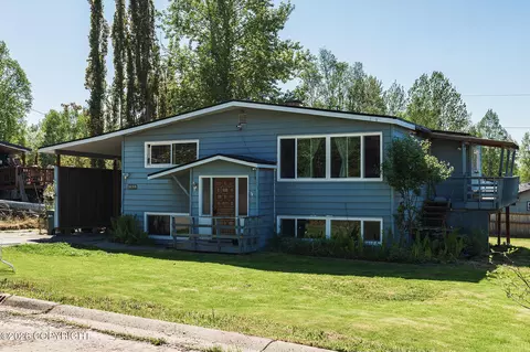 3228 Hiland Drive Dr, Anchorage, AK 99504