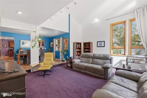 Living - 2521 Maylen Cir, Anchorage, AK 99516 photo 4 of 5