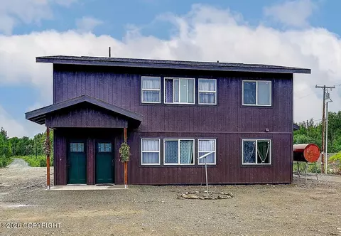 5960 S Saquonee St, Big Lake, AK 99652