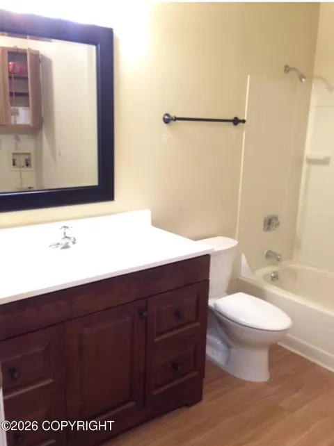 Bath - 335 E Fairview Ave, Homer, AK 99603 photo 2 of 4