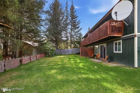 Exterior - 335 E Fairview Ave, Homer, AK 99603 photo 1 of 2