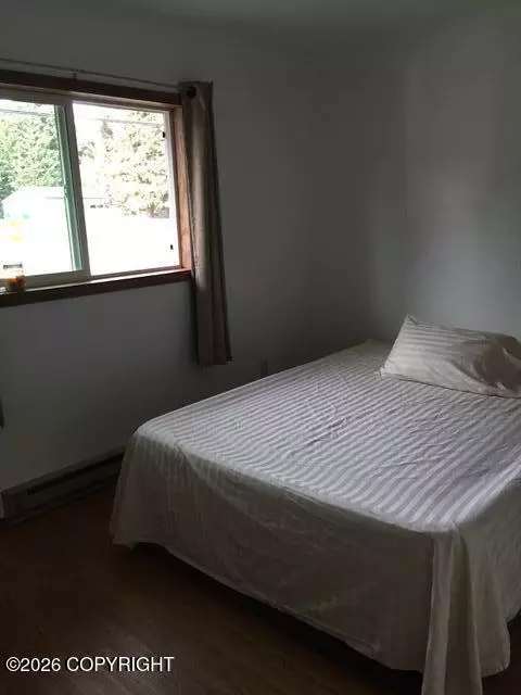 Bedroom - 335 E Fairview Ave, Homer, AK 99603 photo 3 of 3