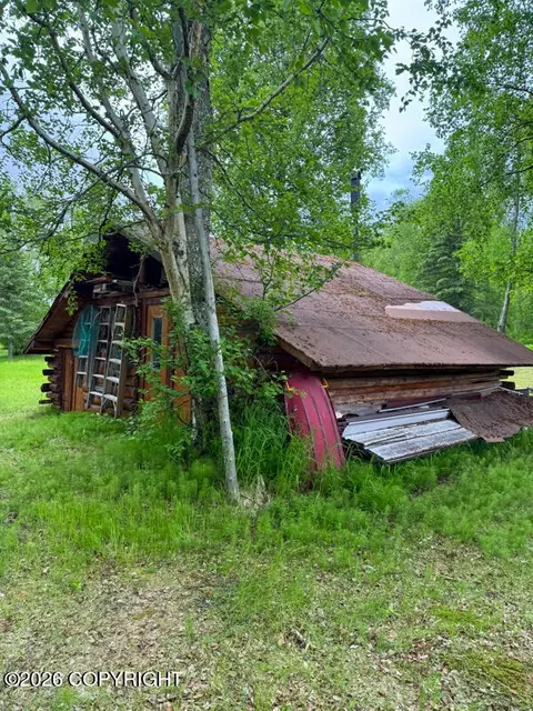 Exterior - 6825 Alexander Crk, Remote, AK 99667 photo 8 of 17