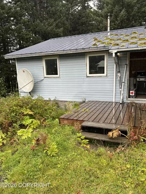 3918 Third St, Ouzinkie, AK 99644