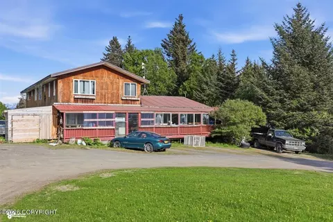 4030 Bartlett St, Homer, AK 99603