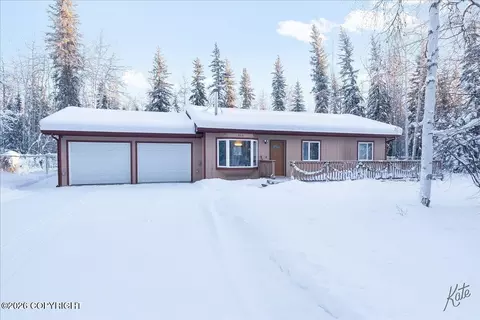 2312 Redstone Rd, North Pole, AK 99705