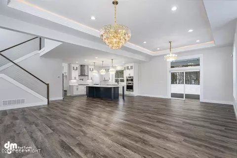 Living - 8913 E Windy Woods Loop, Palmer, AK 99645 photo 3 of 8
