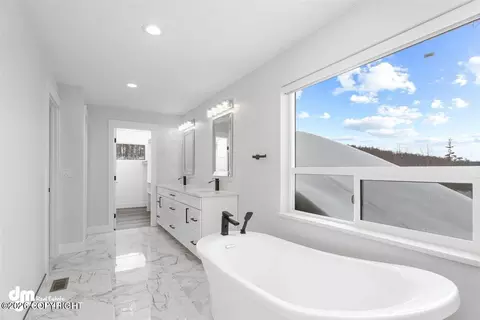 Bath - 8913 E Windy Woods Loop, Palmer, AK 99645 photo 5 of 13