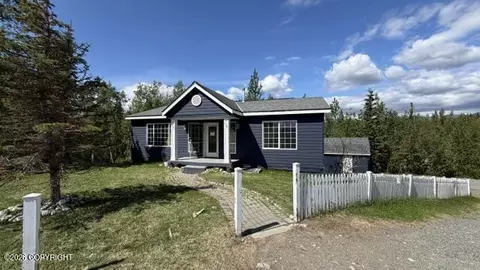 1190 N Hickory St, Palmer, AK 99645