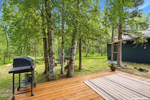 Exterior - 935 N Leatherleaf Loop, Wasilla, AK 99654 photo 5 of 12