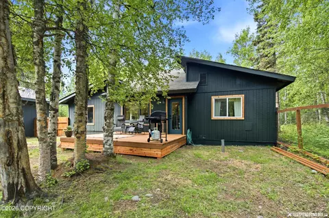 Exterior - 935 N Leatherleaf Loop, Wasilla, AK 99654 photo 9 of 12