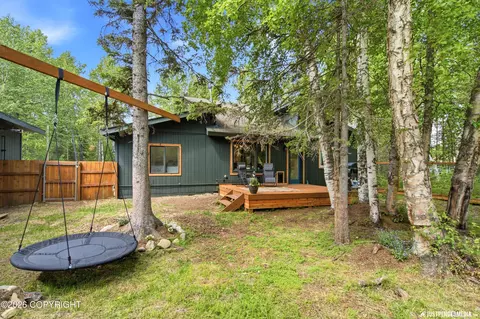 Exterior - 935 N Leatherleaf Loop, Wasilla, AK 99654 photo 8 of 12