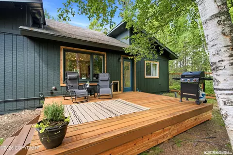 Exterior - 935 N Leatherleaf Loop, Wasilla, AK 99654 photo 7 of 12