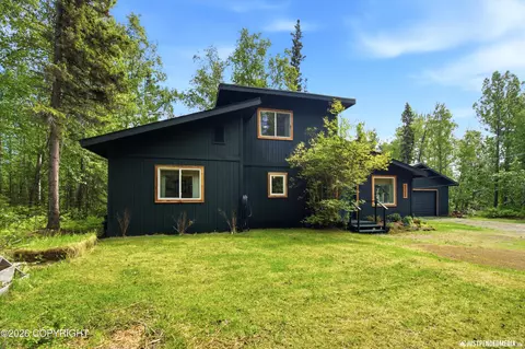 Exterior - 935 N Leatherleaf Loop, Wasilla, AK 99654 photo 10 of 12