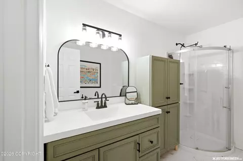 Bath - 935 N Leatherleaf Loop, Wasilla, AK 99654 photo 3 of 4