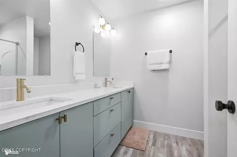Bath - 4431 E Cobblestone Dr, Wasilla, AK 99654 photo 1 of 3