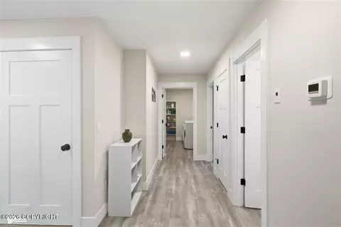 Entry Way - 4431 E Cobblestone Dr, Wasilla, AK 99654 photo 2 of 5