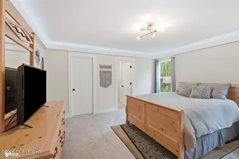 Bedroom - 4431 E Cobblestone Dr, Wasilla, AK 99654 photo 3 of 6