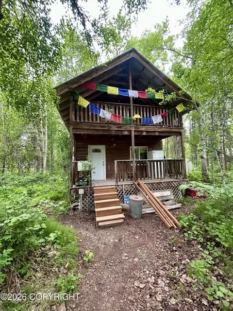 14149 E Front St, Talkeetna, AK 99676