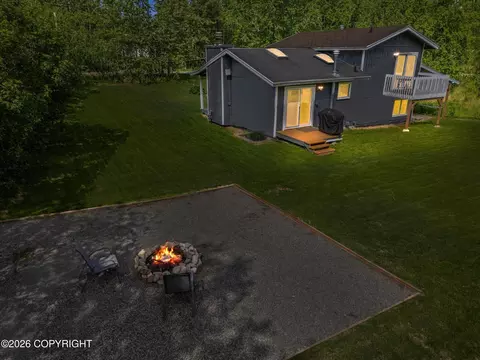 7450 E Sarasota Dr, Wasilla, AK 99654