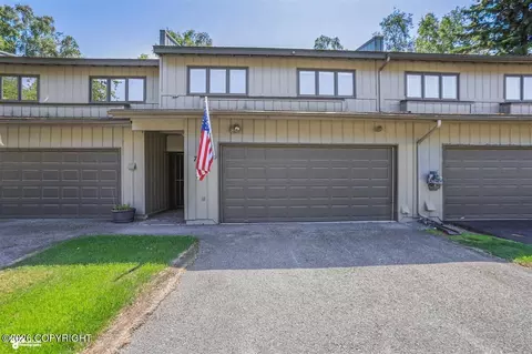 7604 Highlander Dr, Anchorage, AK 99518