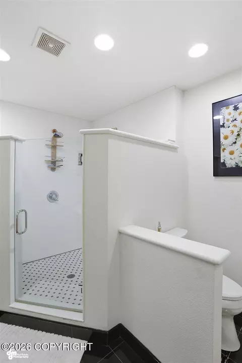 Bath - 7604 Highlander Dr, Anchorage, AK 99518 photo 5 of 7