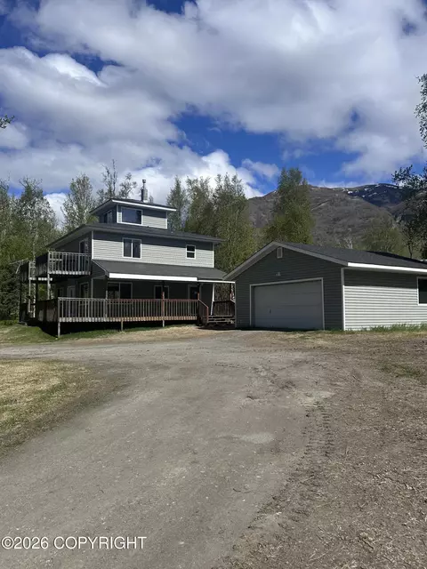 17755 E Idle Dr, Palmer, AK 99645