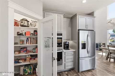 Kitchen - 3208 S Barn Gable Loop, Wasilla, AK 99654 photo 6 of 8