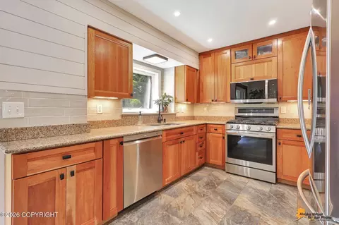 Kitchen - 18126 Harbor Point Loop, Eagle River, AK 99577 photo 2 of 2