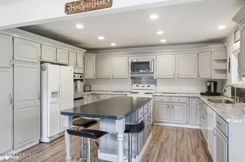 Kitchen - 2871 E Fairview Loop, Wasilla, AK 99654 photo 1 of 3