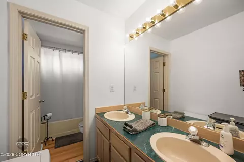 Bath - 3022 Brittany Pl, Anchorage, AK 99504 photo 1 of 4
