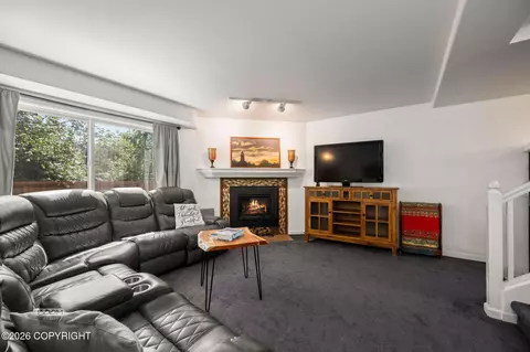 Living - 3022 Brittany Pl, Anchorage, AK 99504 photo 2 of 4