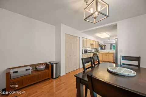 Dining - 3022 Brittany Pl, Anchorage, AK 99504 photo 2 of 2