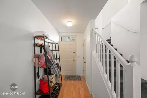 Entry Way - 3022 Brittany Pl, Anchorage, AK 99504 photo 2 of 7