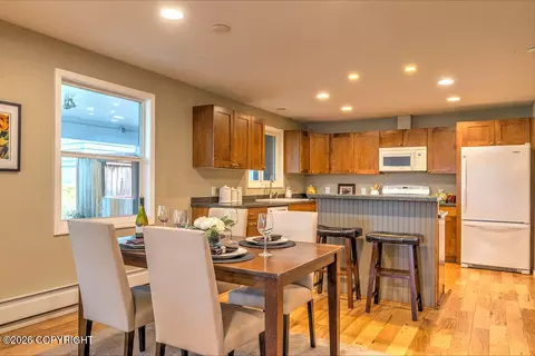 Dining - 1852 E 26th Ave, Anchorage, AK 99508 photo 1 of 4