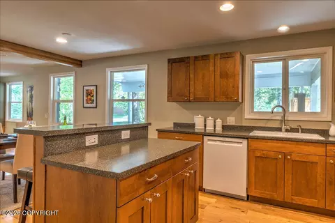 Kitchen - 1852 E 26th Ave, Anchorage, AK 99508 photo 3 of 7