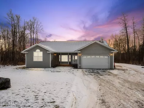 4570 W Yundt Dr, Wasilla, AK 99623