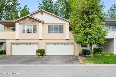 5775 Sapphire Loop #38B, Anchorage, AK 99504