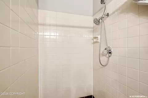 Bath - 4345 Constellation Ave # 16, Anchorage, AK 99517 photo 2 of 3