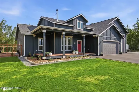 11045 E John Henry Cir, Palmer, AK 99645
