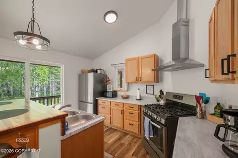 Kitchen - 5281 E Mcdowell Rd, Wasilla, AK 99654 photo 5 of 14