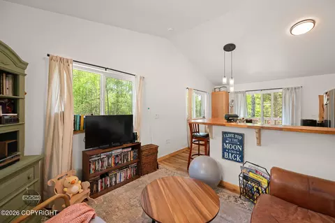 Living - 5281 E Mcdowell Rd, Wasilla, AK 99654 photo 6 of 7