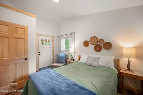 Bedroom - 5281 E Mcdowell Rd, Wasilla, AK 99654 photo 4 of 12