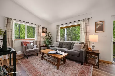 Living - 5281 E Mcdowell Rd, Wasilla, AK 99654 photo 3 of 7