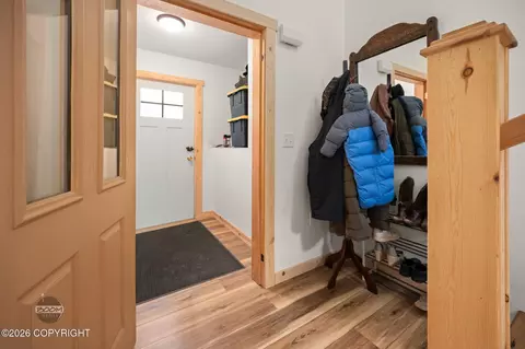 Entry Way - 5281 E Mcdowell Rd, Wasilla, AK 99654 photo 12 of 19